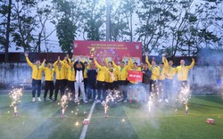 FC DR.LACIR vô địch giải bóng đá Sơn Tây Open tranh cúp 78&Friends