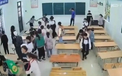 Vụ cô giáo ngất xỉu vì bị nhóm học sinh quây lại, ném dép vào người: Điều chuyển công tác hiệu trưởng 