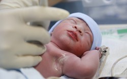 Kỳ tích: Em bé đầu tiên được thông tim can thiệp khi còn trong bào thai đã chào đời khỏe mạnh