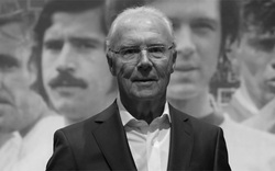 “Hoàng đế” Franz Beckenbauer qua đời!