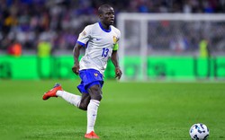 N'Golo Kante: Lái “máy bay” hơn 15 tuổi, nuôi 3 con “hộ” Djibril Cisse