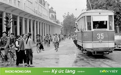 Tiếng tàu điện leng keng vang vọng trên phố cổ