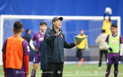 HLV Kim Sang-sik chuẩn bị gì để ĐT Việt Nam đấu đội bóng K.League?