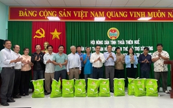 Hội Nông dân TT-Huế hỗ trợ vật tư, con giống trị giá 150 triệu đồng cho 5 tổ hội nghề nghiệp 