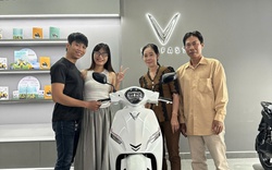 Từ "giải cứu" xe máy điện vợ, chủ xe Honda SH "quay xe" hẳn sang xe điện