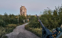 Ukraine sắp mất thành phố Donbass quan trọng