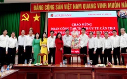 Phó Bí thư Thường trực Thành ủy TP.Cần Thơ đến thăm, động viên Agribank Chi nhánh Cần Thơ II nhân dịp năm mới Giáp Thìn