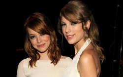 Emma Stone hối tiếc vì trêu Taylor Swift tại Quả cầu Vàng 2024