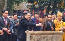 Lễ công bố Bảo vật Quốc gia bộ tượng Tam Thế Phật, khai hội mùa xuân Côn Sơn - Kiếp Bạc
