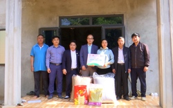 Báo Nông thôn Ngày nay bàn giao 2 căn nhà Đại đoàn kết cho hộ nghèo huyện Bắc Yên dịp Tết Nguyên đán