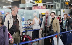 Tết Nguyên đán Giáp Thìn, hành khách quốc tế tới sân bay Nội Bài tăng cao