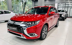 Giá xe Mitsubishi Outlander lăn bánh tháng 2/2024: Giảm mạnh khi CR-V, CX-5 cũng giảm