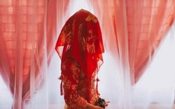 Vì sao cô dâu thời xưa phải đội "khăn trùm đầu đỏ”?