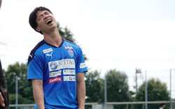 Sau cuộc gặp HLV Troussier, Công Phượng vẫn "tàng hình" ở Yokohama FC