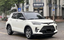 Toyota Raize xuống giá khó tin khi bán cả tháng không "trôi"