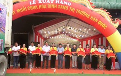 Lần đầu tiên, Hòa Bình xuất khẩu 7,5 tấn ớt muối chua sang Hàn Quốc