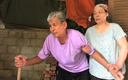 Cuộc sống cùng cực của vợ chồng già trong căn nhà dột nát giữa lòng thành phố Vinh