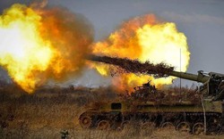 Clip: Khoảnh khắc pháo Giatsint-S của Nga phá hủy mục tiêu ở Ukraine