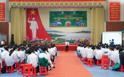 4.000 học sinh THPT Yên Bái tìm hiểu về hành trình khởi nghiệp từ trung học phổ thông của Học viện Nông nghiệp Việt Nam