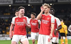 Chiếm ngôi đầu Premier League, Arsenal tạo nên kỳ tích giữ sạch lưới