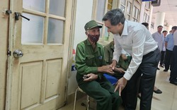Bộ Y tế khám chữa bệnh miễn phí cho đồng bào các dân tộc Điện Biên