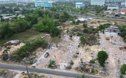 Hơn 400 phần mộ vắng chủ tại dự án Làng Đại học Đà Nẵng sẽ được di dời