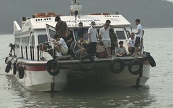 Quảng Ninh: Vì sao du khách mắc kẹt ngoài biển Vân Đồn khi đi nghỉ lễ tại đảo Quan Lạn?