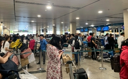Vietnam Airlines không muốn dời khu vực khai thác sang nhà ga mới tại sân bay Tân Sơn Nhất