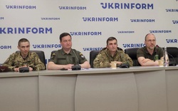 Nghẹt thở vụ lính Nga liều mình giải cứu 2 lính dù Ukraine bị thương nặng ở Lugansk 