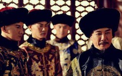 Hoàng tử nào được Khang Hi yêu quý nhất, nhưng tự bỏ lỡ cơ hội lên ngôi hoàng đế?