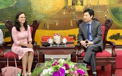 Phó Chủ tịch BCH T.Ư Hội NDDVN Nguyễn Xuân Định làm việc với Đại sứ Úc về Bình đẳng giới