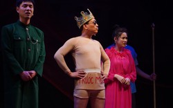 "Hoàng đế" Kiều Minh Hiếu nude trên sân khấu khiến khán giả nhí cười nắc nẻ