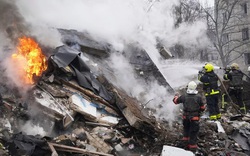 Nga dùng chiến thuật 'băng chuyền' ném bom Kharkov, Ukraine kháng cự quyết liệt khiến Moscow thiệt hại nặng
