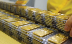 Giá vàng hôm nay 1/6: Vàng miếng "lao dốc không phanh", dân ôm vàng lỗ gần 6 triệu đồng/lượng trong ngày