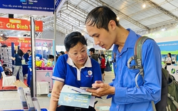 TP.HCM Hướng Đến Thanh Toán Tiền Điện 100% Không Dùng Tiền Mặt