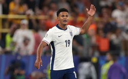 Ollie Watkins thi đấu 30 phút, dứt điểm 2 lần vẫn ghi nhiều bàn hơn Ronaldo