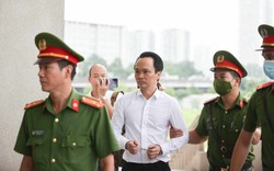 Bị cáo Trịnh Văn Quyết đang điều trị bệnh lao nhưng “đủ sức khỏe” tham gia phiên tòa dài ngày
