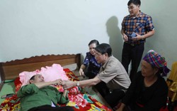 Phó Chủ tịch Quốc hội Nguyễn Đức Hải thăm và tặng quà các thương binh, gia đình liệt sĩ tại Lai Châu