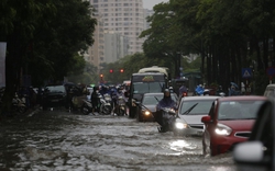 Bão số 2 suy yếu thành áp thấp nhiệt đới, dự báo Hà Nội bao giờ hết mưa?