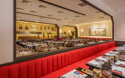 Trải nghiệm tiệc buffet hải sản thượng hạng cùng Buffet hải sản Cửu Vân Long