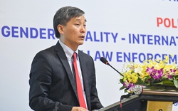 Thứ trưởng Bộ Tư pháp Nguyễn Khánh Ngọc được kéo dài thời gian giữ chức vụ; bổ nhiệm lại Phó Tổng Giám đốc BHXHVN