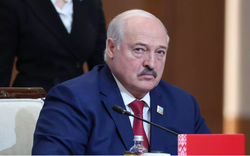 Tổng thống Lukashenko kêu gọi người dân Belarus đừng quá lo lắng về khả năng xảy ra chiến tranh