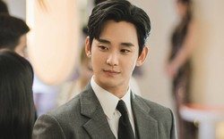 Kim Soo Hyun xác nhận đóng vai “vua hàng giả"