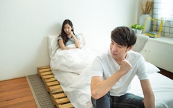 Làm gì khi phát hiện “ngăn bí mật” của vợ?