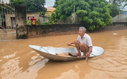 Ghi nhanh: Người dân thị trấn miền núi ở Bắc Giang kể về trận lũ chưa từng có trong lịch sử trên sông Lục Nam