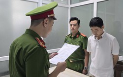 Khởi tố giám đốc người nước ngoài rút tiền két sắt công ty "bỏ túi" hơn tỷ đồng