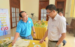 Làm giàu khác người, ông nông dân Tiền Giang nhặt thứ lá vứt đi "biến" thành thứ gì mà kiếm bộn tiền?