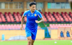 Hậu vệ Việt kiều cao 1m74 từng chơi ở châu Âu: Đa năng nhưng thất bại tại V.League