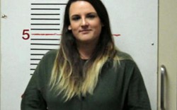 Quan hệ với nam sinh, nữ giáo viên Mỹ đối mặt 20 năm tù