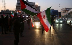 Dân Iran ăn mừng vì không bị Mỹ trả thù